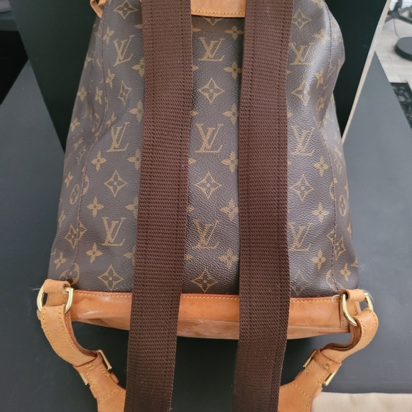 Montsouris Lv Authentic ❣️ - Picture 6 of 12